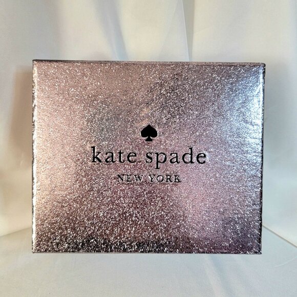 Kate Spade Kenzie Patent Fabric Card Holder / Mini Wallet Retails: $99 - Picture 4 of 5